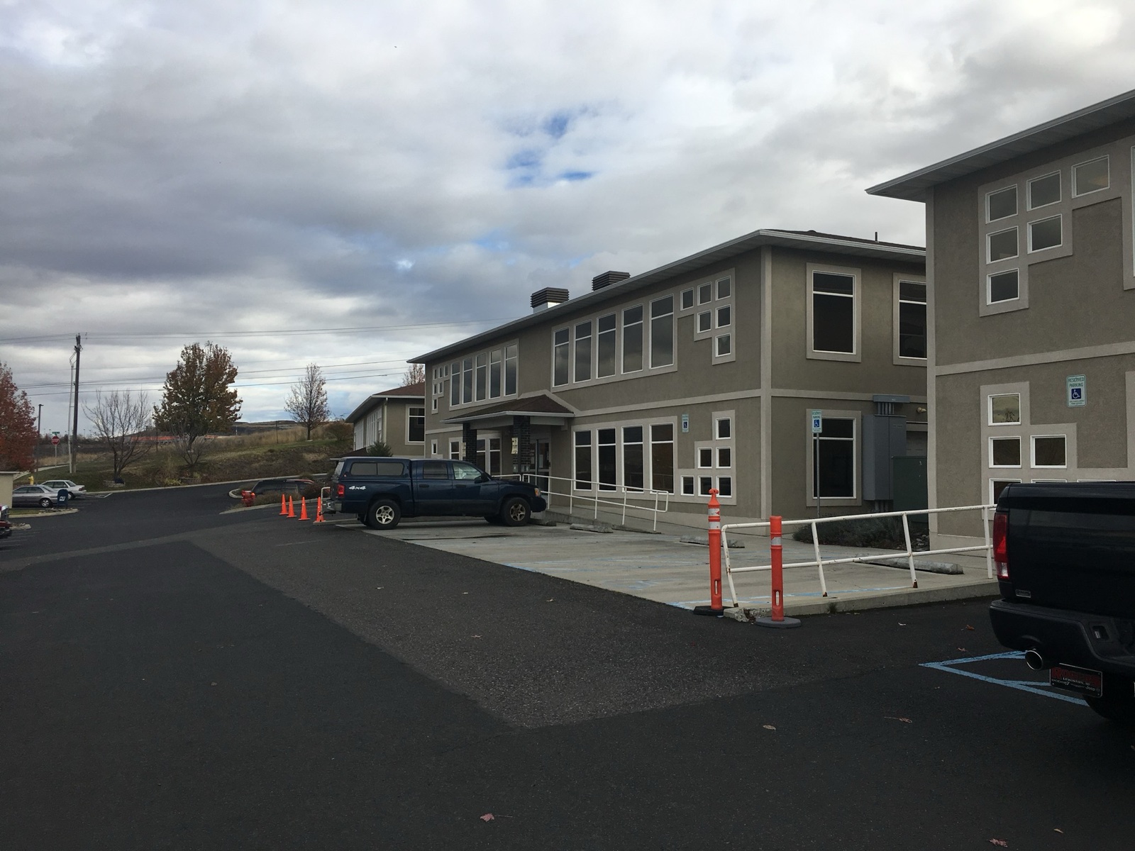 Photo of 8 CAP MULTI TENANT MEDICAL OFFICE IN IDAHO
