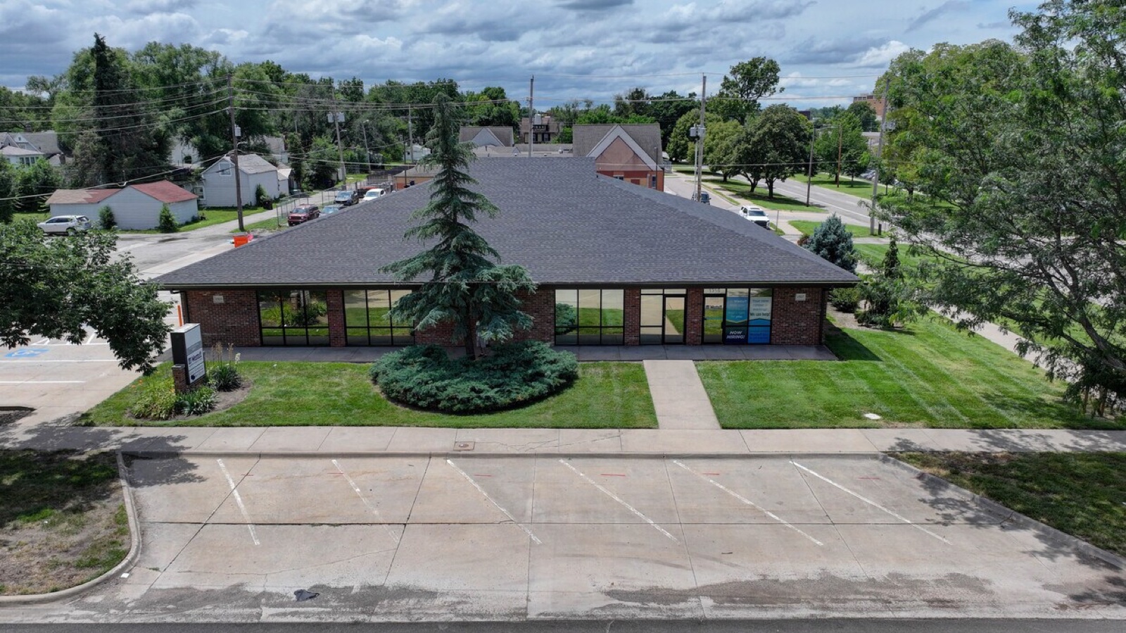 Photo of Topeka Medical Building
